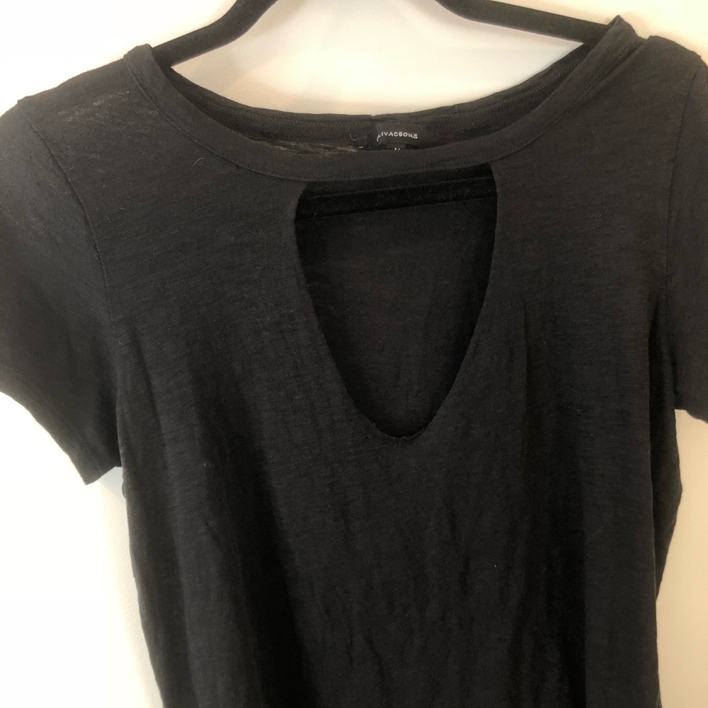 ✨NEW Olivaceous choker neck black t-shirt